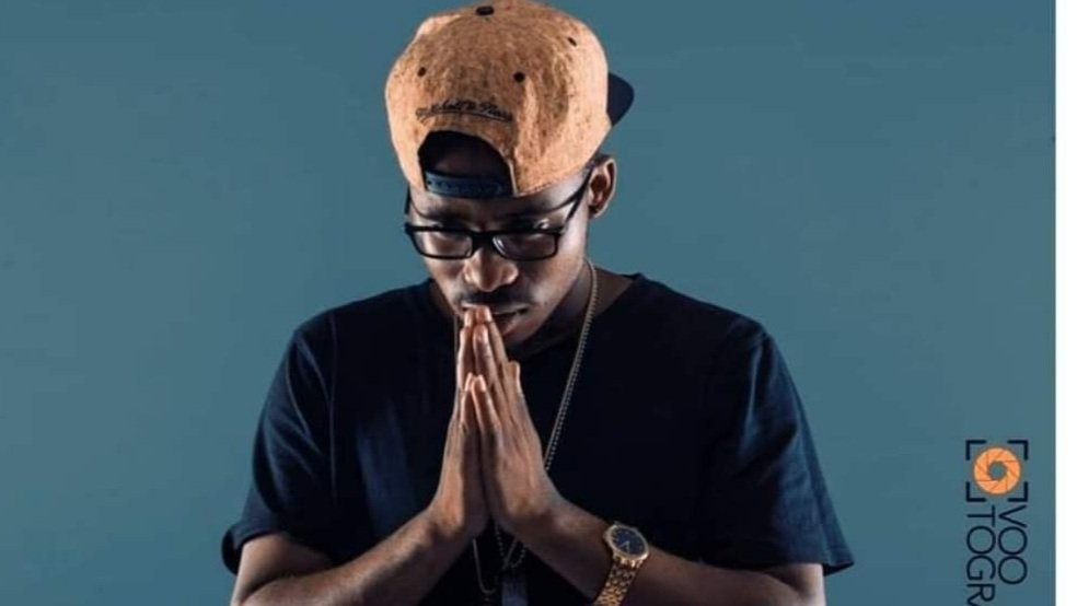 ZimTainment's tweet photo. Gone but not forgotten! Today marks a year since we lost rapper Cal Vin.
Continue to rest in peace champ ๐ #ZimTainment #ZimHipHop #LuveveBoy https://t.co/v8C7OmLtMd