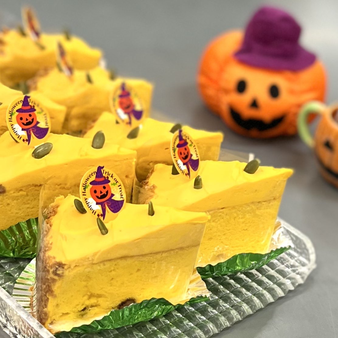 みなさま こんにちは W ノ 今日はとうとうハロウィンですね Wakasaimo わかさいも本舗 Facebook