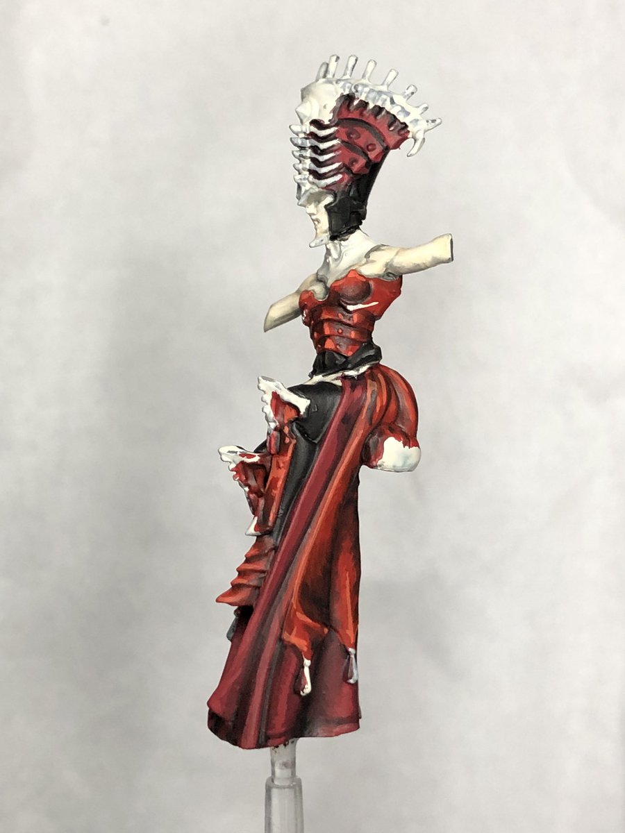 FancyKelvin's tweet photo. I am buggered! Red - I love painting red. Got to finish the NMM tomorrow. 4 days to go
#aos #warhammercommunity #cursedcity #warhammerquest #vampire #gamesworkshop #ageofsigmar #wip #warhammerwip #hobbypainter #paintingwarhammer #miniaturepainting #soulblightgravelords #Neferata https://t.co/6I4RljIVcw