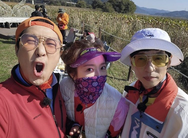 amillionrm's tweet photo. Somin IG update! Filming with Running Man members today 🥺🥺 (Jihyo, Ha Ha and Jaesuk) https://t.co/zWW9OY9IQ2