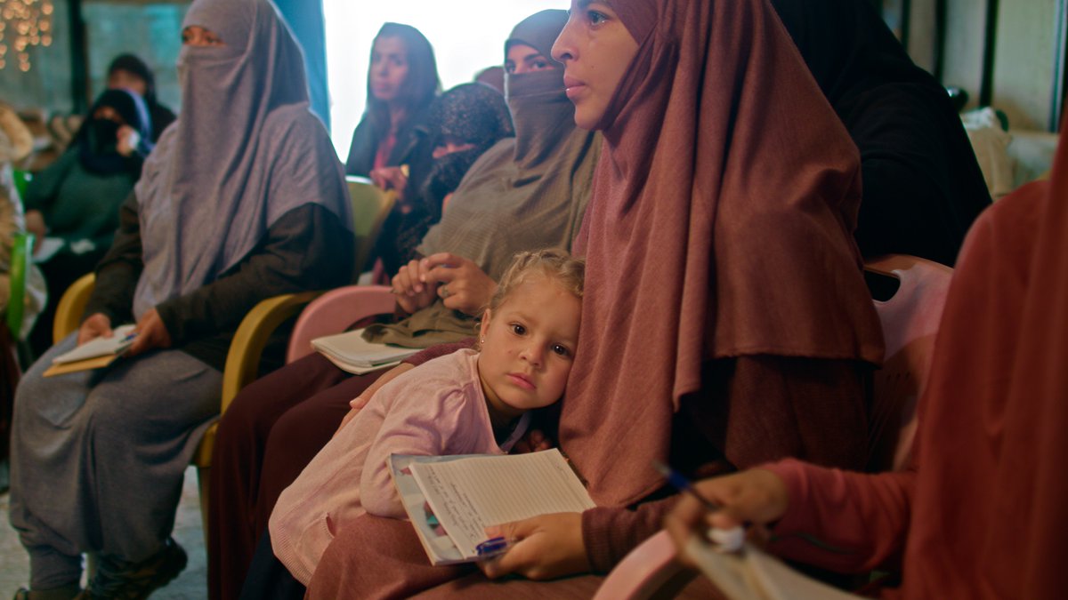 3CatCorporatiu's tweet image. &quot;El Retorn: la vida després de l&apos;ISIS&quot; #TheReturnDoc també ha guanyat el premi a Millor Documental al festival @som_cinema de Lleida.

A més, el treball d&apos;@AlbaSotorra, que s&apos;estrenarà properament al #SenseFiccióTV3, és el #DocsDelMes del Festival @DocsBarcelona 
#TheReturnTour