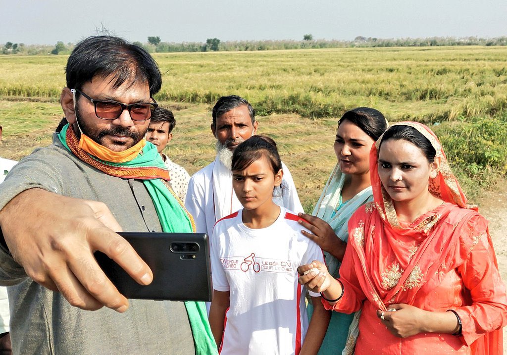 हमारी बेटियाँ! #SelfieWithDaughters #MLAJewar @DhirendraGBN