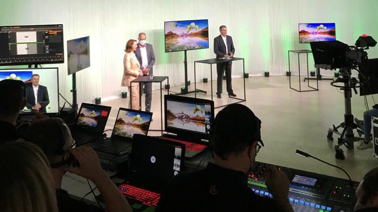 wwwEventagentur's tweet photo. Profile of an online event: Live event exclusively in the digital space. Target groups are unlimited and independent of location. National and international. Low CO2 footprint. More ideas about online events you can find here:
https://t.co/ZHkH6g4ce3 https://t.co/7lrCluJ5pS