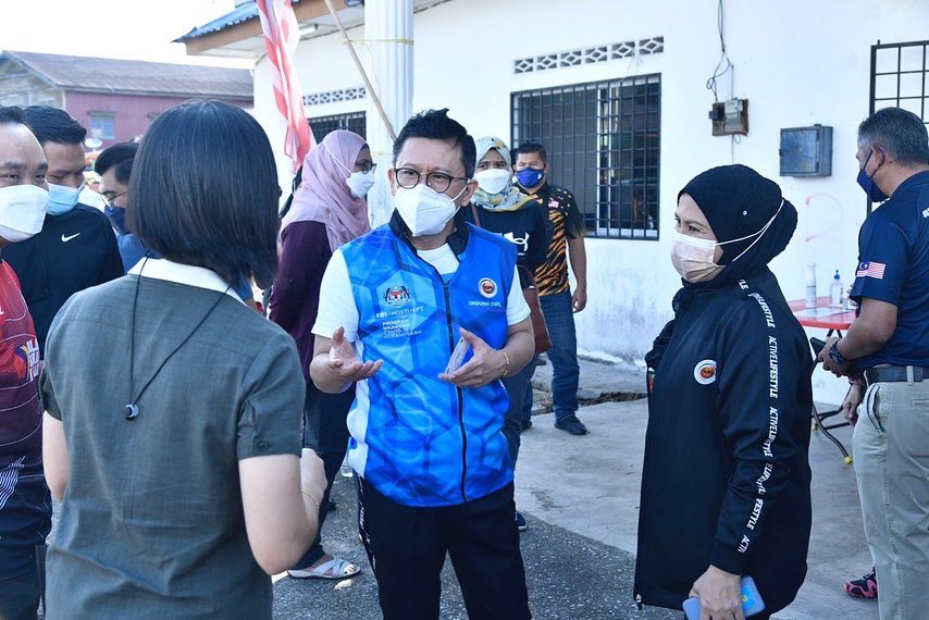 KBSMalaysia's tweet image. LAWATAN KERJA TIMBALAN MENTERI BELIA DAN SUKAN KE NEGERI PAHANG

YB Senator Dato’ Sri Ti Lian Ker, Timbalan Menteri Belia dan Sukan bersama delegasi Rakan Muda telah mengadakan lawatan kerja 3 hari ke negeri Pahang bermula 22 hingga 24 Oktober 2021.