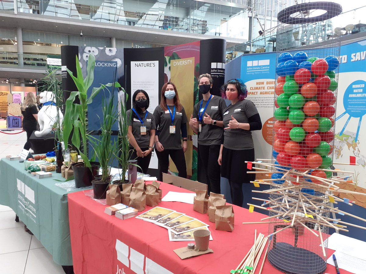 PanterPaige's tweet photo. We had a great day yesterday @NorwichSciFest engaging with people about climate change and crop science research @JohnInnesCentre and we'll be there again on Wednesday with our climate kerplunk! @GEN_ISP_JIC https://t.co/yu4WChlILy