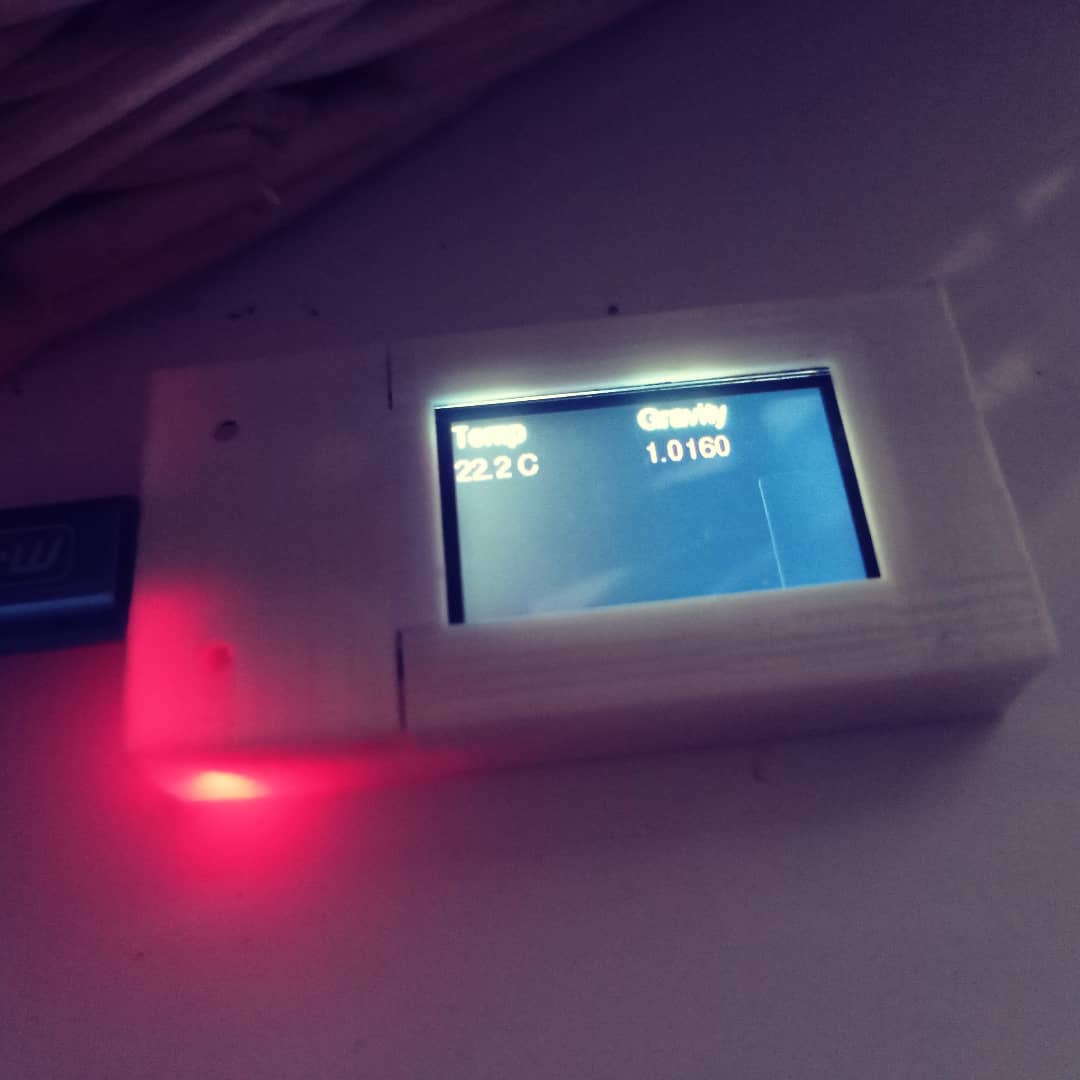 CbcSpain's tweet photo. Otro #DIYhomebrew llegado a buen término...
Un #tiltbridge que nos permite no tener un dispositivo como un teléfono o tablet conectado 24h junto al fermentador y seguir recibiendo las lecturas de nuestro TILT @Baronbrew en nuestras #GoogleSheets https://t.co/HwfPZSBBNz