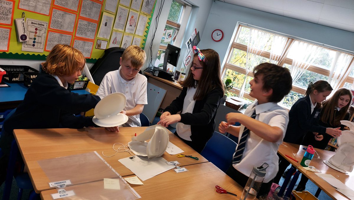 MsMiller_Educ8's tweet photo. Tower Progress!!! P6 #STEM challenge with #P6M_LVPS AND @P6LVPS!!!! @SmartSTEMs #CollabIsKey #VirtualSmartSTEMs #MyJob #MyJourney https://t.co/2AIfqMuG6Y https://t.co/4EquU3HJTF