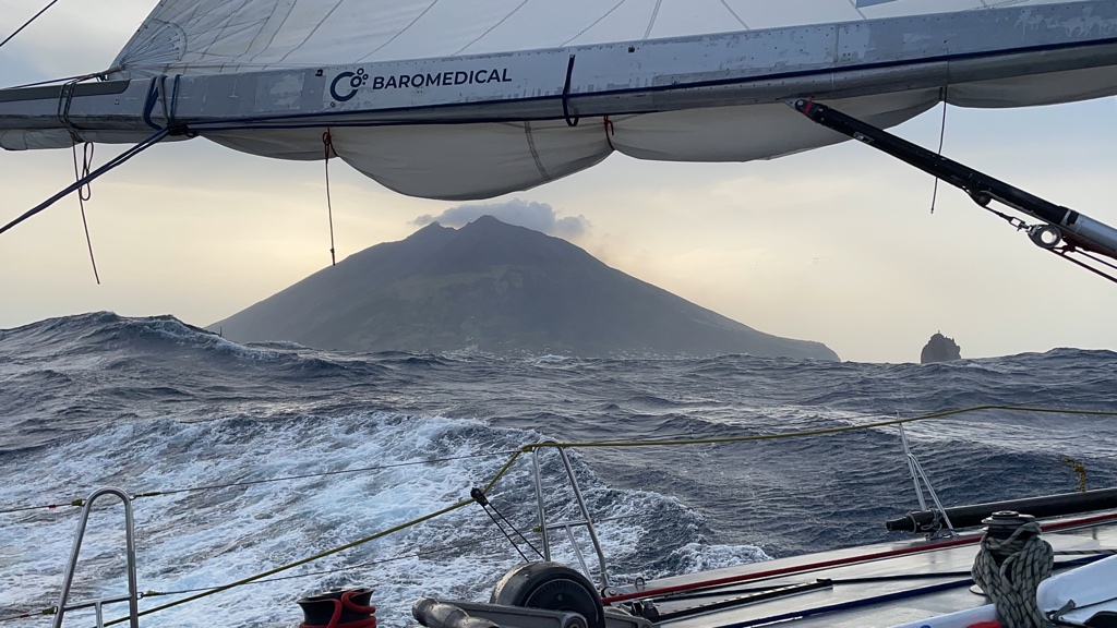 ieYeeM's tweet photo. Fujimo Rolex Middle Sea Race 💨🌊⛵️
#Fujimo #RolexMiddleSeaRace #RMSR2021 https://t.co/foafST4KIj