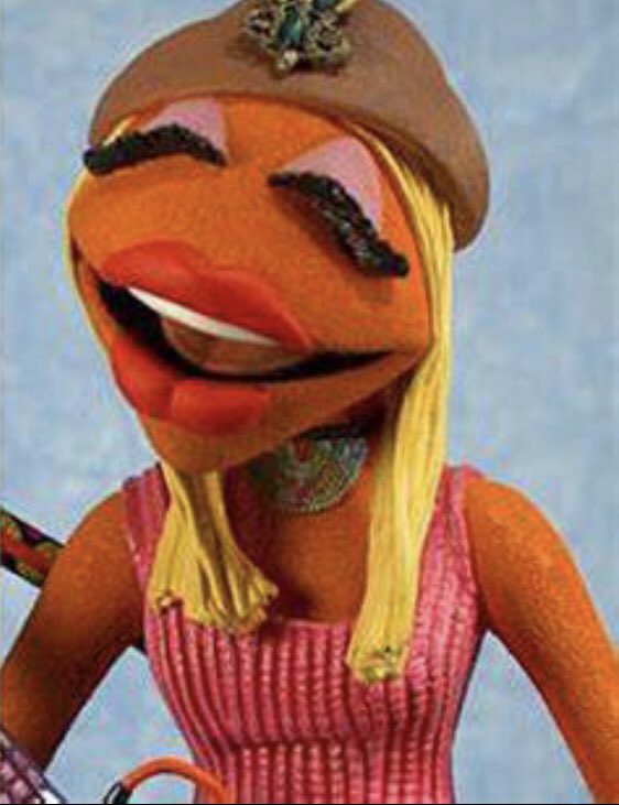 MrsDoink tweet media