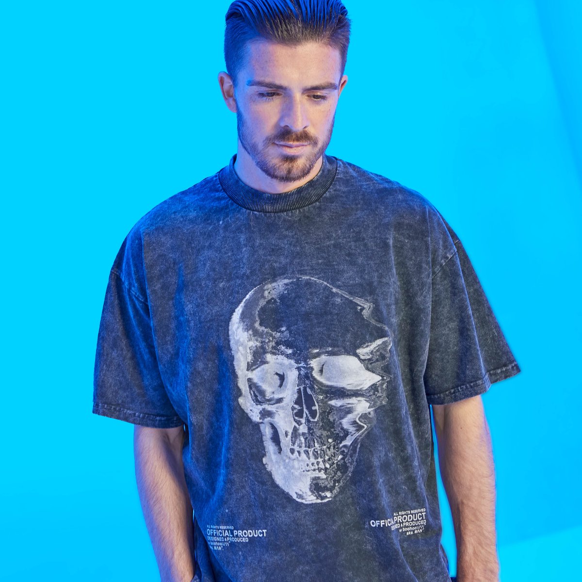 boohooMAN x <a href="/JackGrealish/">Jack Grealish</a> 🥶❄️

To celebrate our collab with Super Jack, we're giving you the chance to #WIN A £250 <a href="/boohooMAN/">boohooMAN</a> VOUCHER TO SPEND ON SITE 💸
 
TO ENTER:
📲 Like + RT This Tweet
👉 Reply with #boohooMANxJackGrealish
🤝 Follow <a href="/boohooMAN/">boohooMAN</a> 

Good Luck! 🍀