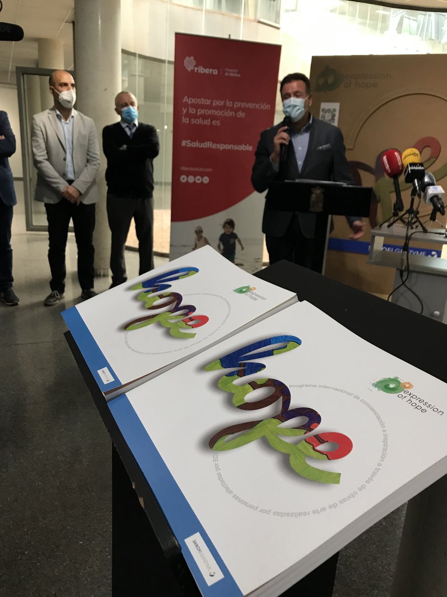 Hospital_Molina's tweet photo. #ExpressionofHope en #MolinadeSegura Comprometidos con las #EnfermedadesRaras.
🎙️@ciudaddeciencia: "A través de la investigación en nuestra Cátedra @UCAM y de proyectos como éste, damos visibilidad a enfermedades poco frecuentes".
https://t.co/glV6zKnTck https://t.co/oSkpUwE4Qw