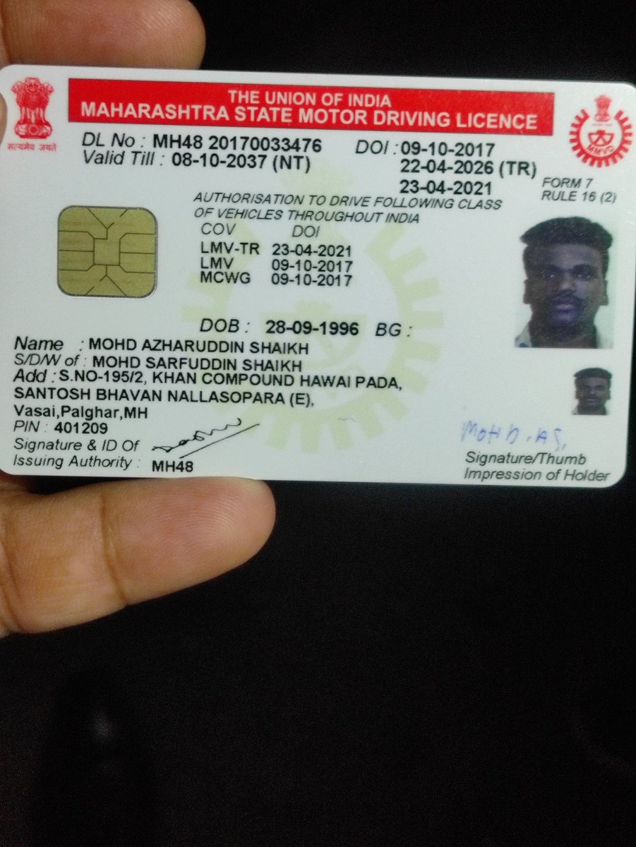 lifeatdeadend's tweet photo. @MeruCabs one of your cab drivers from Mumbai happened to bump into my car while driving recklessly, the driver's name is Ajay Subramanian however his driving licence shows otherwise.
What about lives on the road and employment under a fake identity? https://t.co/lTnsnxBXfG