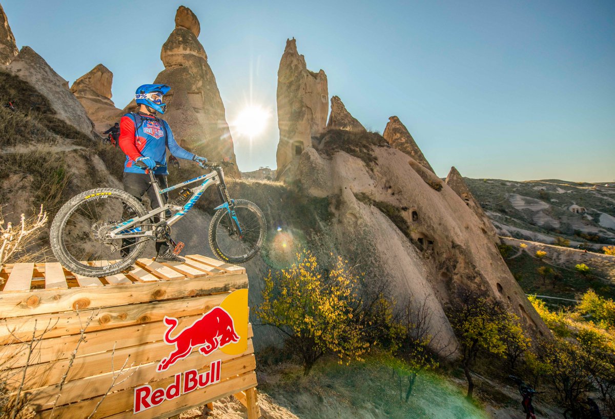 <a href="/RedBullTR/">Red Bull Türkiye</a> 
@kidemli_att'in bu Instagram fotoğrafını gör instagram.com/p/CVcuYisNKi9/…