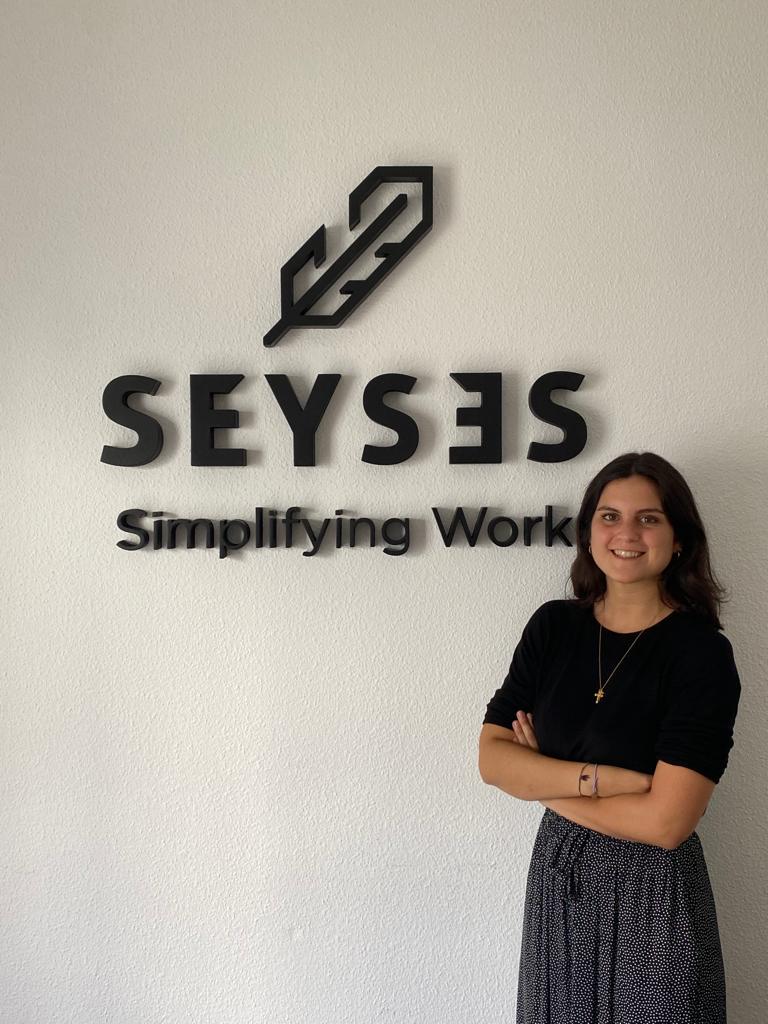seysessw's tweet photo. #SEYSES ¡Nuestra familia sigue creciendo!
Os presentamos una nueva incorporación, Araceli Rodríguez, que asumirá la dirección de la filial en Colombia, creada recientemente.
Estamos seguros de que nos ayudarás a conseguir resultados importantes y a seguir ampliando fronteras. https://t.co/pw3AK7ya6a