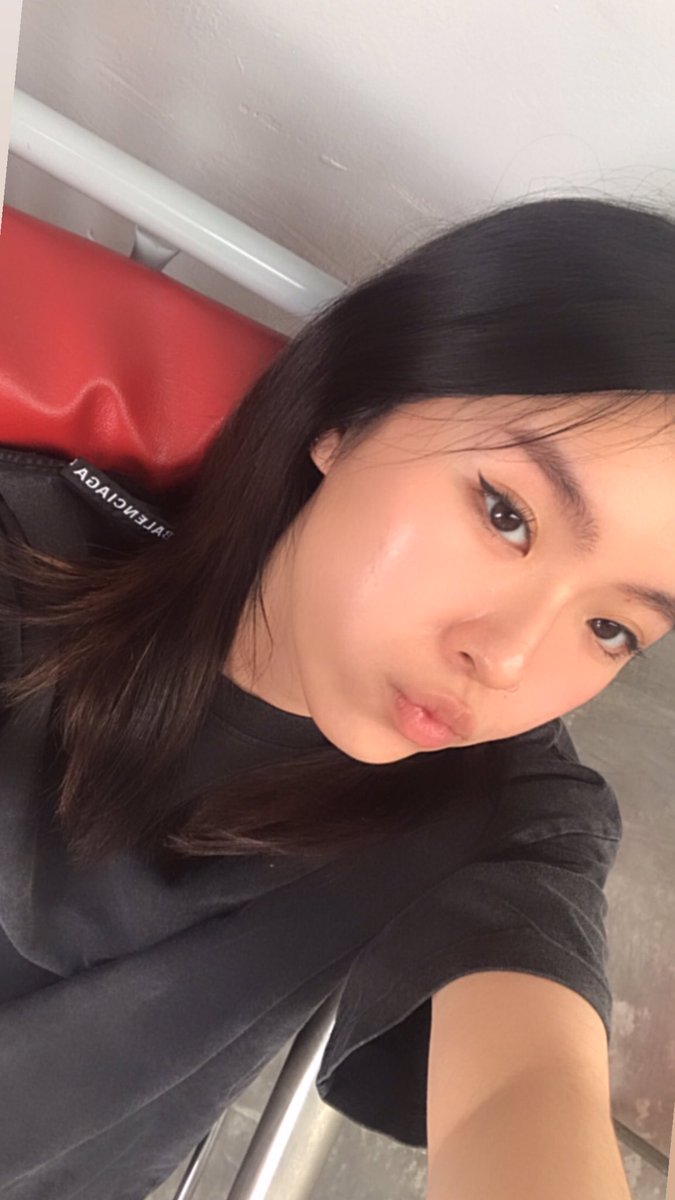 :3     :* https://t.co/W4u70Tbdvk
