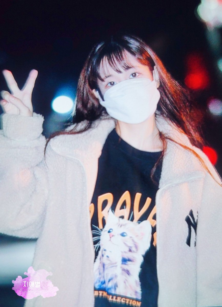 지애별💖 tweet media