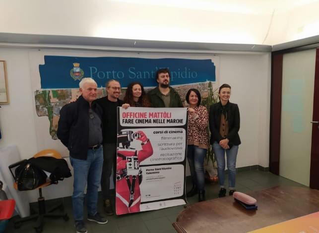 OfficineMattoli's tweet photo. La prossima edizione dei nostri corsi di cinema, in partenza a Febbraio 2022, per la prima volta si svolgerà tra #Tolentino e #Portosantelpidio! 

Scopri i nostri corsi e prenota un colloquio conoscitivo: https://t.co/I5MwPJycAy https://t.co/Zi7kLnHiuI