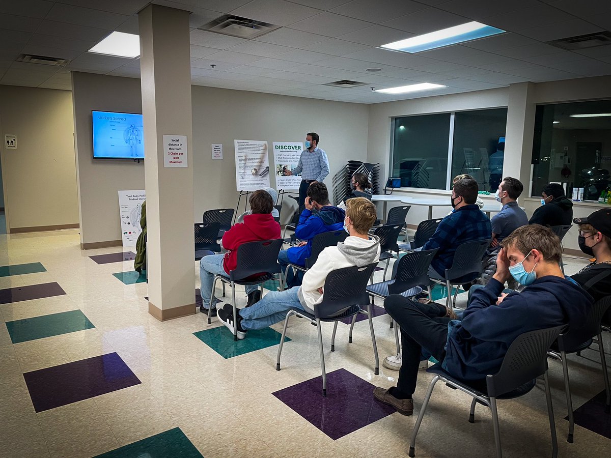 AutocamMedical's tweet photo. Early morning tours with @KentCareerTech! We enjoy being able to educate students on the benefits of a career in medical manufacturing along with showcasing our unique plant.
#smartforce #discover #medicalmanufacturing #educationfocused https://t.co/6jwRsM2S7g