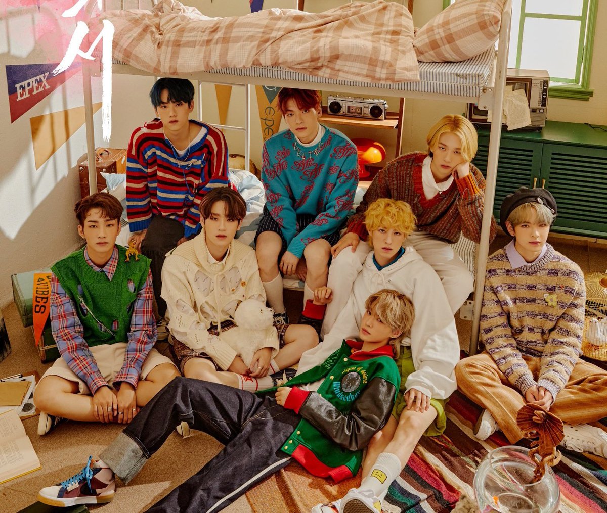 epexskzfile's tweet image. hello!! this is a new account dedicated to posting about stray kids and epex members. please rt to spread the word. &amp;lt;3