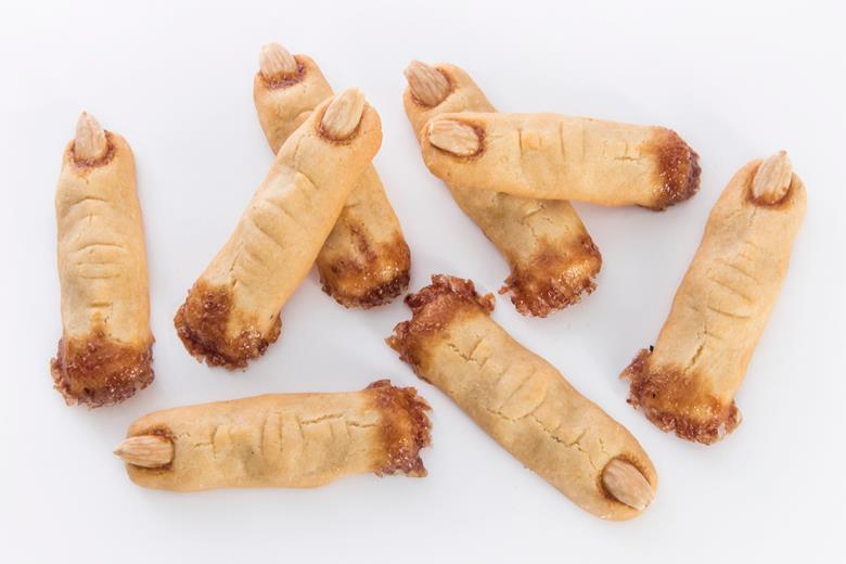 UK bakers are offering a spooktacular range of ghoulish creations for #Halloween 👻   

From pumpkin spiced bagels to gory monster fingers…
ow.ly/40fQ50GxkxH