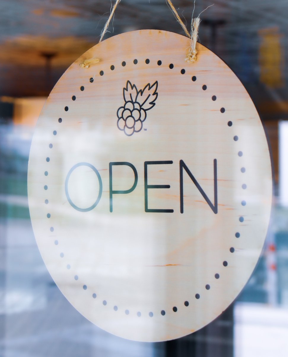 🌟 It's the start of a new week and we are READY to help you kick it off right! Stop in this morning, grab your favorite coffee and pastry combo and get ready to take on the day! 

#blackberrymarket #intelligentsiacoffee #localcoffeeshop #glenellyn #lagrange #localbakerylove