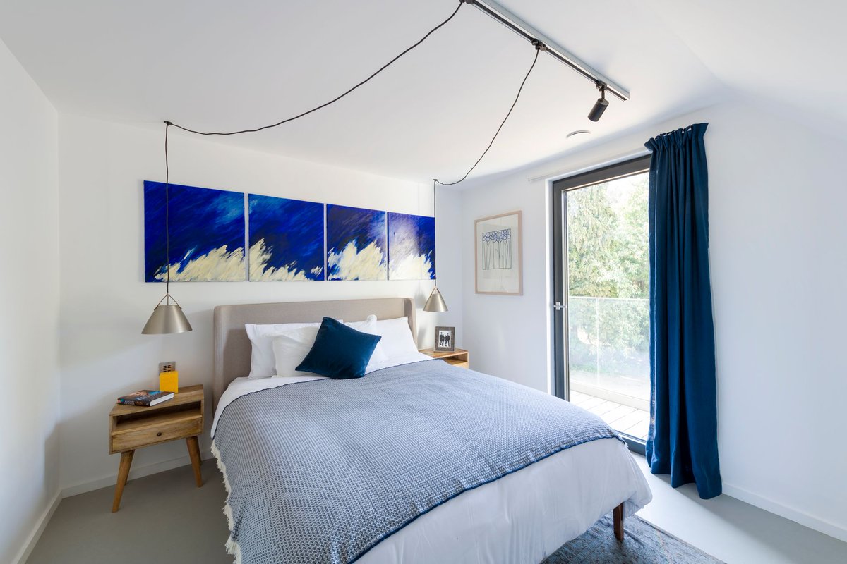 Bespoke solutions allows each room to be personlised to the individual to help build a indivual space for each household member.

#energypositive #carbonnegative #zeroenergyhouse
