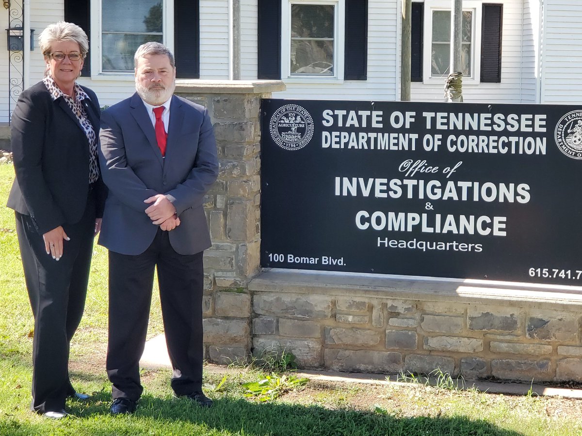DonnaTurner1441's tweet photo. Please join me in welcoming our TDOC Office of Investigations and Conduct (OIC) newest team member, Intel Analyst Bobby Howell. He is assigned to the Security Threat Group /Intel Unit. Congratulations Bobby! #TNTDOC1 @TNTDOC1 https://t.co/6nWKR08O65