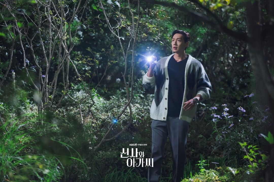 Kdramastars1's tweet photo. لقطات جديدة من دراما The Gentleman And Young Lady ⭐️ https://t.co/MCZO4rsTUu