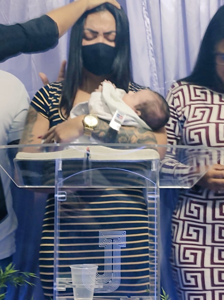 cr_cbf's tweet photo. Quando sua mãe me disse q eu seria sua madrinha eu me emocionei da msm forma de quando descobri q seria mãe. Afinal, é mt parecido o amor q sinto por vocês! Um filho q foi gerado fora de mim, mas q levarei p sempre no meu coração.
#Patrick_promessaviva
#filhodapromessa
🤞🏼🥰👩‍👦‍👦💙💙 https://t.co/qovs5vOa4m