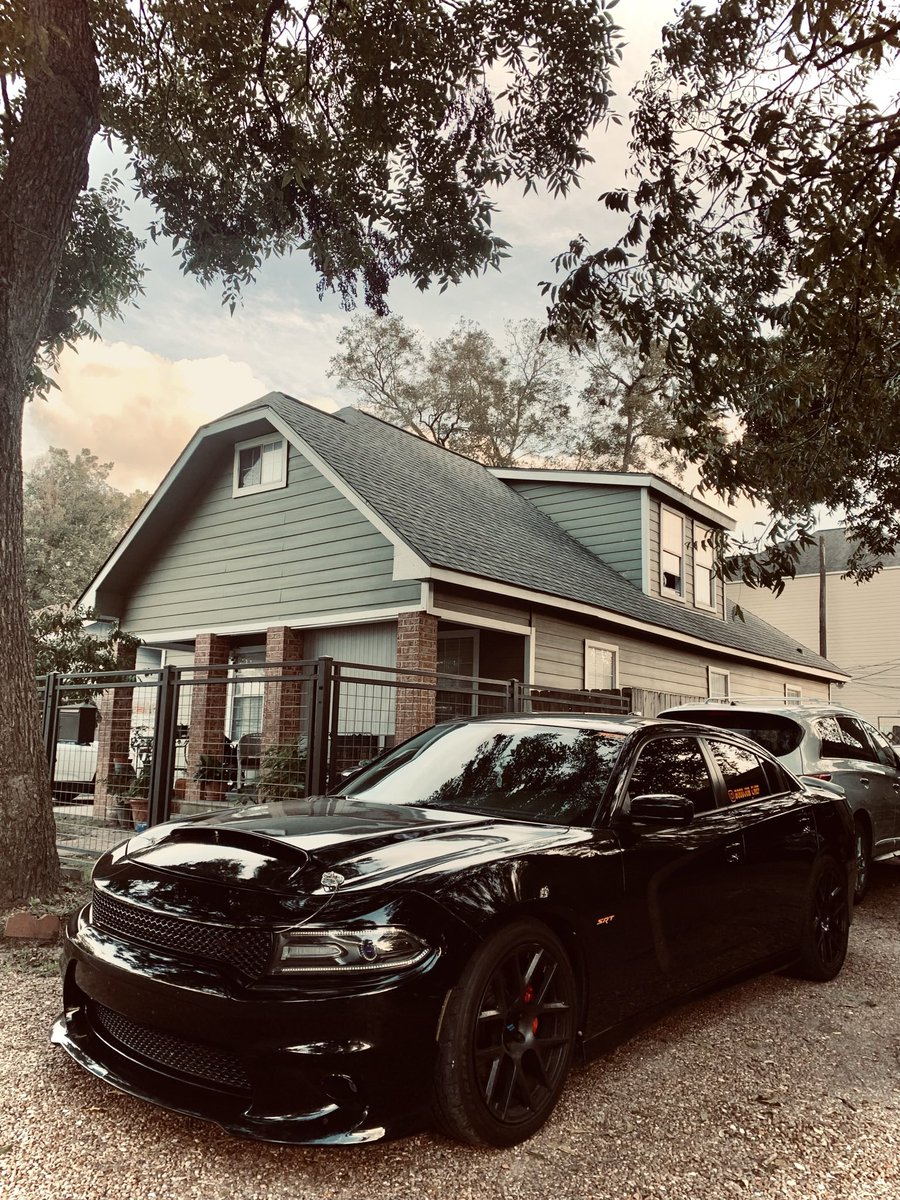 GoodJobChef's tweet photo. ..my left side my good side 😉 #srtlife https://t.co/i8whfpCot3