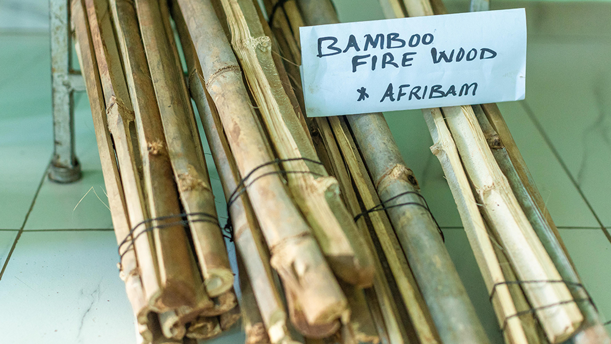 Cleaner Cooking Coalition (@cookingcleaner) on Twitter photo <a href="/CookingCleaner/">Cleaner Cooking Coalition</a> founding director <a href="/PKarve_Samuchit/">Priyadarshini Karve</a> presents tomorrow in 🇨🇲 on bamboo charcoal stoves & biochar
<a href="/INBARofficial/">INBAR</a> <a href="/Biochar_IBI/">International Biochar Initiative</a> <a href="/CharcoalProject/">The Charcoal Project</a> <a href="/CookingCleaner/">Cleaner Cooking Coalition</a> founding director <a href="/PKarve_Samuchit/">Priyadarshini Karve</a> presents tomorrow in 🇨🇲 on bamboo charcoal stoves & biochar
<a href="/INBARofficial/">INBAR</a> <a href="/Biochar_IBI/">International Biochar Initiative</a> <a href="/CharcoalProject/">The Charcoal Project</a>