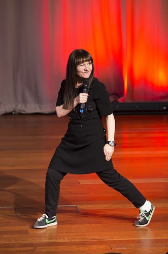 TAssemblyRooms's tweet photo. 😆 Enjoy a hilarious night of live stand-up next month with our triple headline comedy special in association with @mortifiedTam! 

Line-up:
😂Steve Harris
😂Jo Enright @jo_enright
😂Rob Deering @DeeringRob

📅 Thursday 25 Nov 2021

https://t.co/j3t6cVyhUP
#comedy https://t.co/Q00giRGd4U