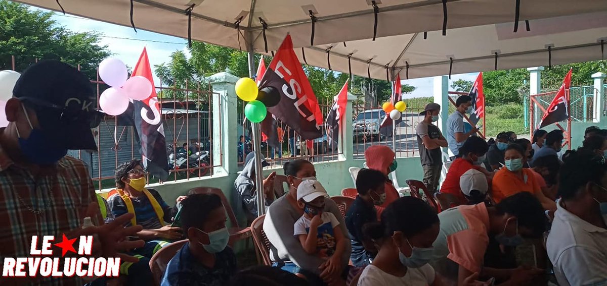 Somos el pueblo PRESIDENTE, esto es cosecha de la REVOLUCION, de DIRIANGEN, de SANDINO, de ANDRES CASTRO, de TODO este PUEBLO QUE LUCHA Y SE LEBANTA.

Viva Daniel y Rosario