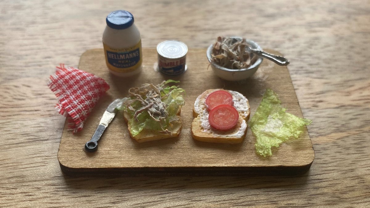 shakespeareprof's tweet photo. Ecce, homo, at this tiny miracle (whip)! #tinyfood #tinytuna #mayo https://t.co/sZd5JRzhKc