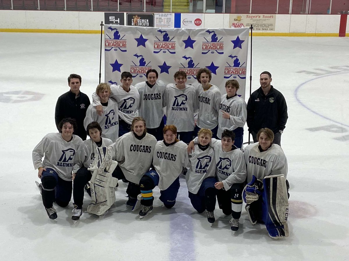 CougarPuck1920's tweet photo. Fall season champs💪💪 https://t.co/Sd9m2bh8bG
