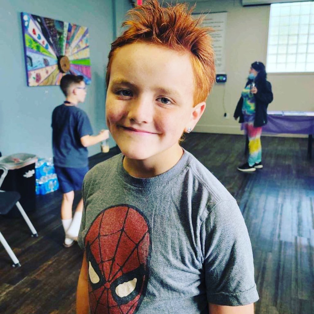 AmethystPlace's tweet photo. We’re sending a very special thank you to SnippinS Mobile Children’s Salon!
AP Kids were looking good and feeling good with their new styles!
Thank you so much! 💜
#APKids #Community https://t.co/d5wAh3OJv0