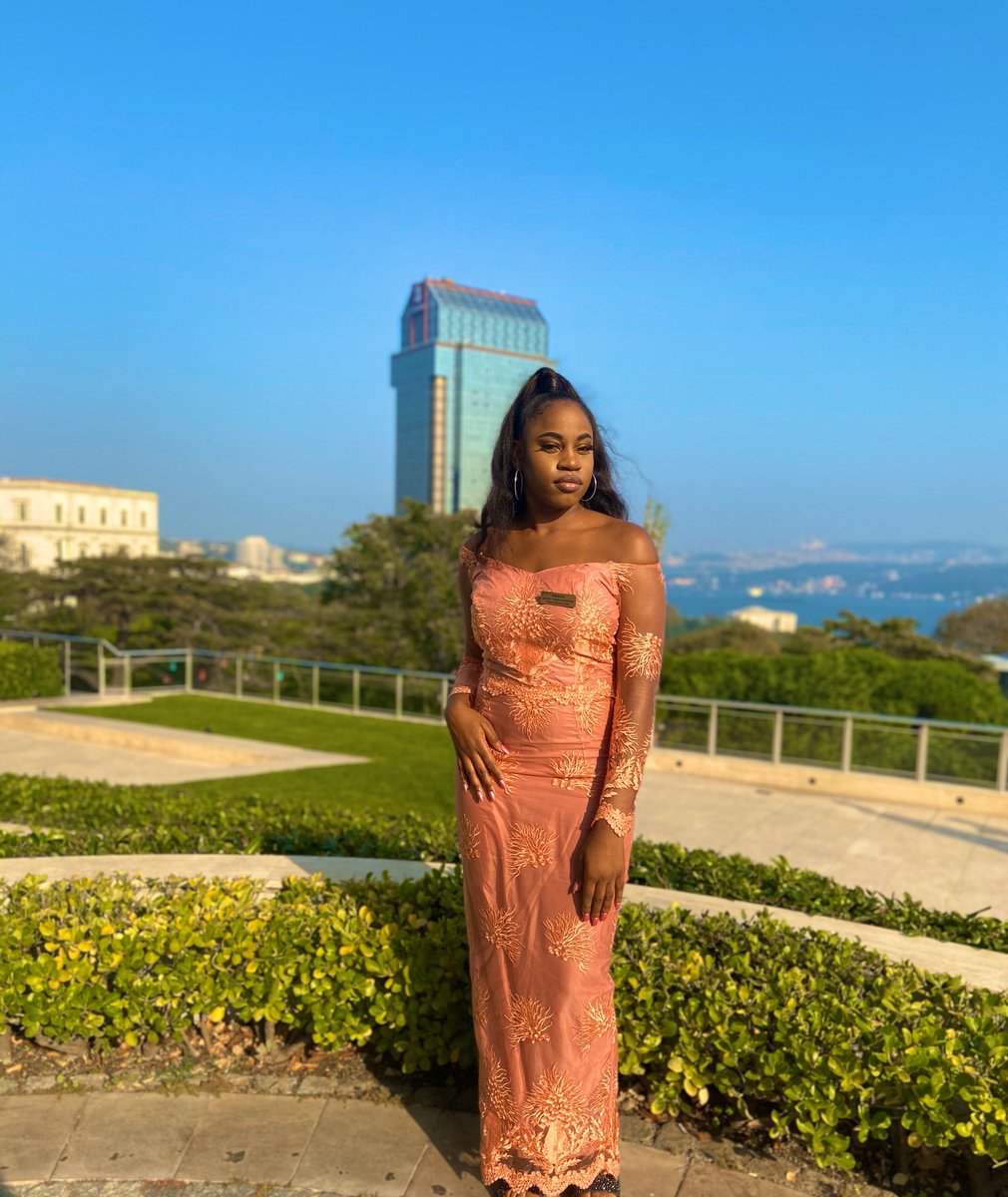 Hey everyone…I just wanted to shamelessly plug my business😭..i choreograph wedding dance entrances along with performing traditional cultural dances..please share/RT till it gets to a future bride/groom wanting ‘Wedding Dances by MK’ services 💍💃🏽