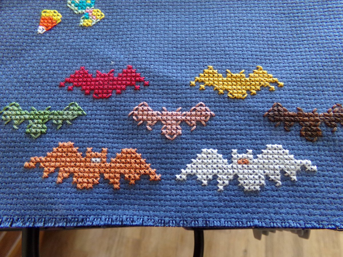 SilverMid52's tweet photo. Day 25 (Bats) of #OctoberDechART I'm not going to say I went overboard cross-stitching bats, but I would not fight it if someone else said it. They were too cute! https://t.co/9ppBqrH523