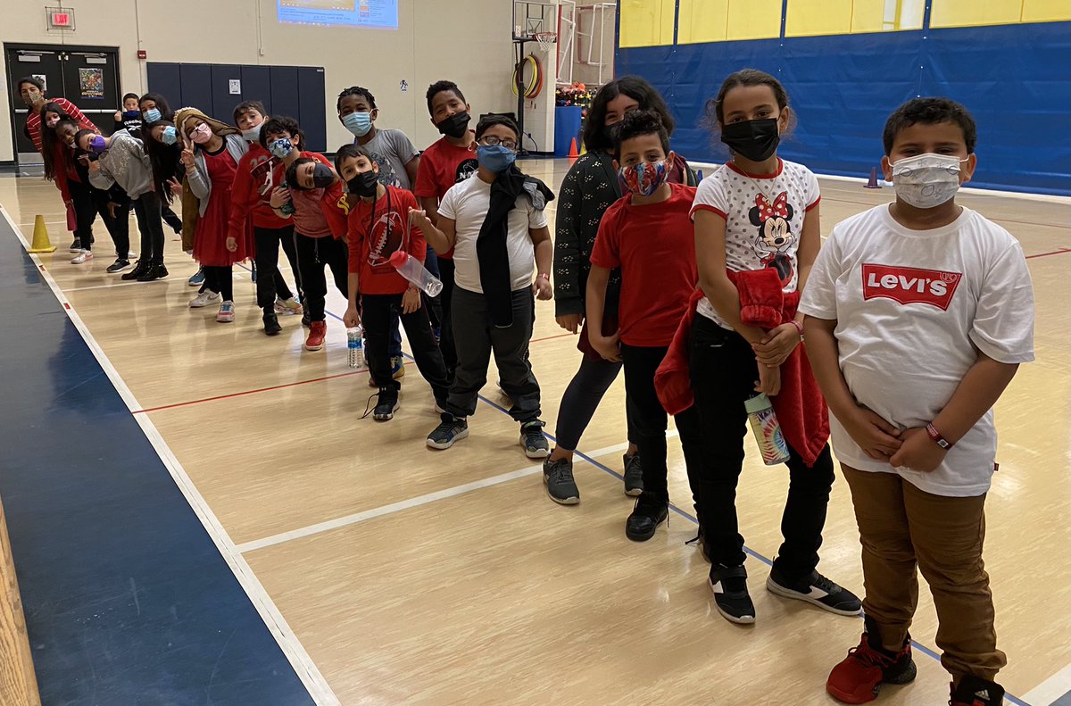 MrsFox209's tweet photo. Kicking off Red Ribbon Week with our Red outfits! It’s clear we are “Red-y to be Drug Free!” 🚭(Who doesn’t love a good pun? 😉) #cridgepride #RLThirdGradeRocks https://t.co/xlWMSrv20u