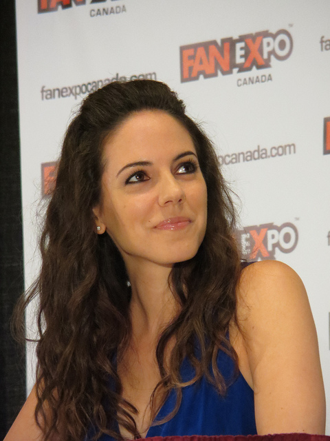 DomiLewis's tweet photo. Thank you faerever Anna for your 🅱️🅾️
6 years ago we said #Faewell to #LostGirl 💖
Hope to see you soon on our screens 🙂
#LundiLostGirl ✨ #MondayMemories ❤️🩹 https://t.co/hlB9GOIjZb