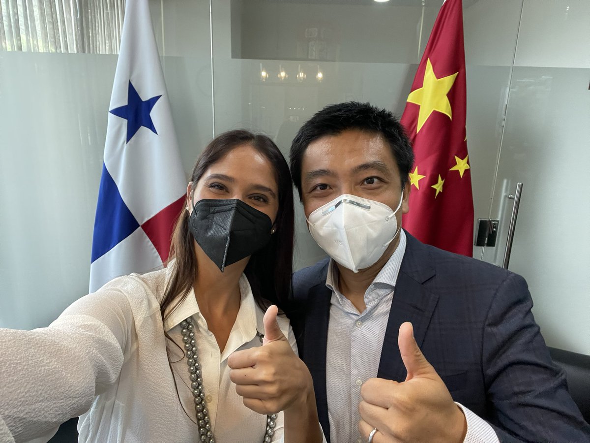 Amigo Jiang! <a href="/juliojiangwei/">姜伟 Jiang Wei❤️🇨🇳</a> Siempre dispuesto, siempre con buena energía, siempre trabajando fuertemente por las relaciones #PanamáChina ! Agradecida por tu amistad! Nos vemos pronto y serás MUY extrañado!