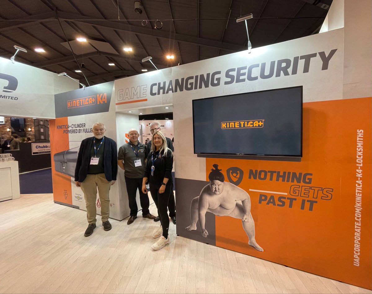 Fullexlocksltd's tweet photo. Our parent company @UAP_Limited were exhibiting at the @MLAExpo over the weekend showcasing the brand new #Fullex Kinetica+ K4 π€©
Their stand also showcased #LockingSystemsSystems, #GenuineLishi training with Martin Pink and a sneak preview of Fullex AI.
#MLAExpo #MLAExpo21 https://t.co/Vd0Oba4p62