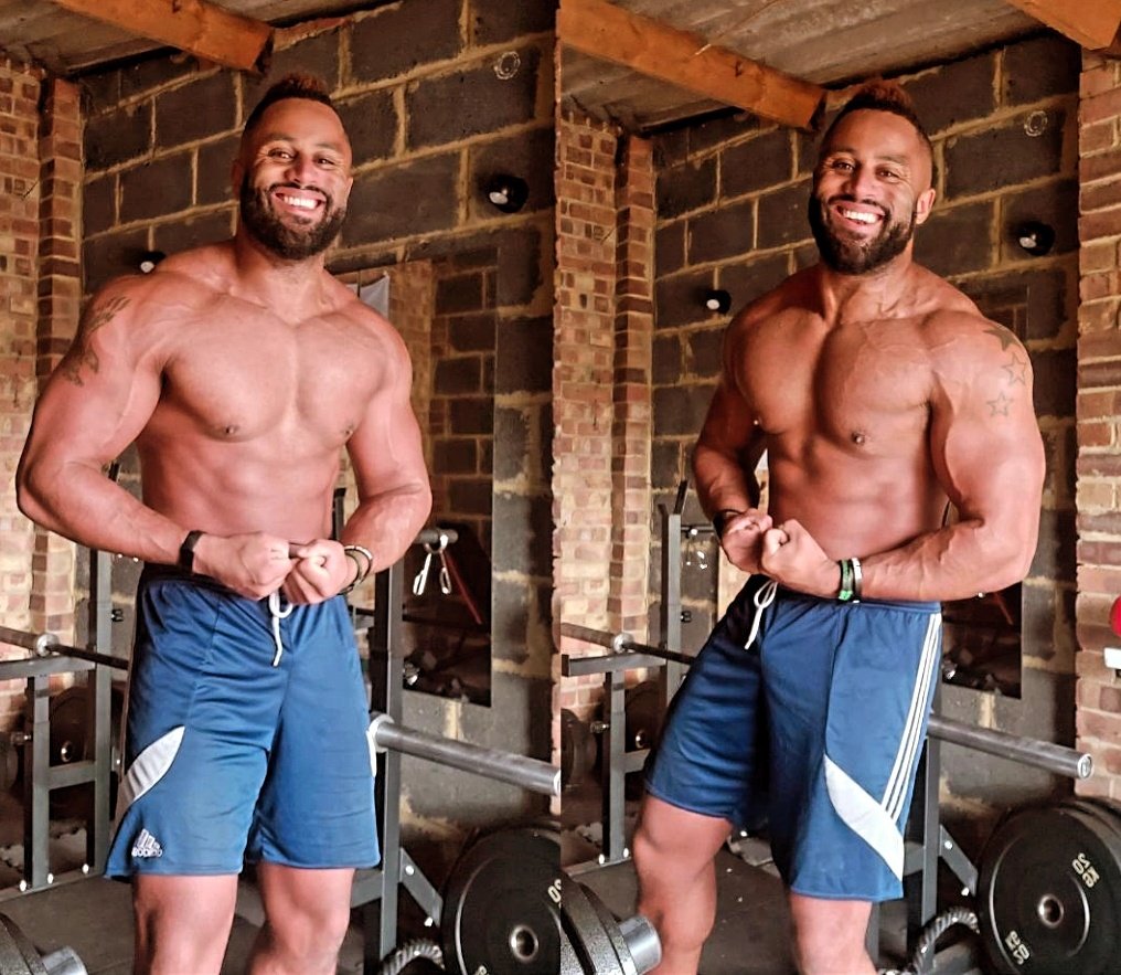 TheBigWavy_'s tweet photo. One of these days I'll throw Twitter etiquette completely out the window, but today isn't that day, so lemme just go workout 👍🏾
#BigWavySZN💪🏾🌊 #FreeAgent #Heavyweight #werkz https://t.co/CSoxXuOD6B