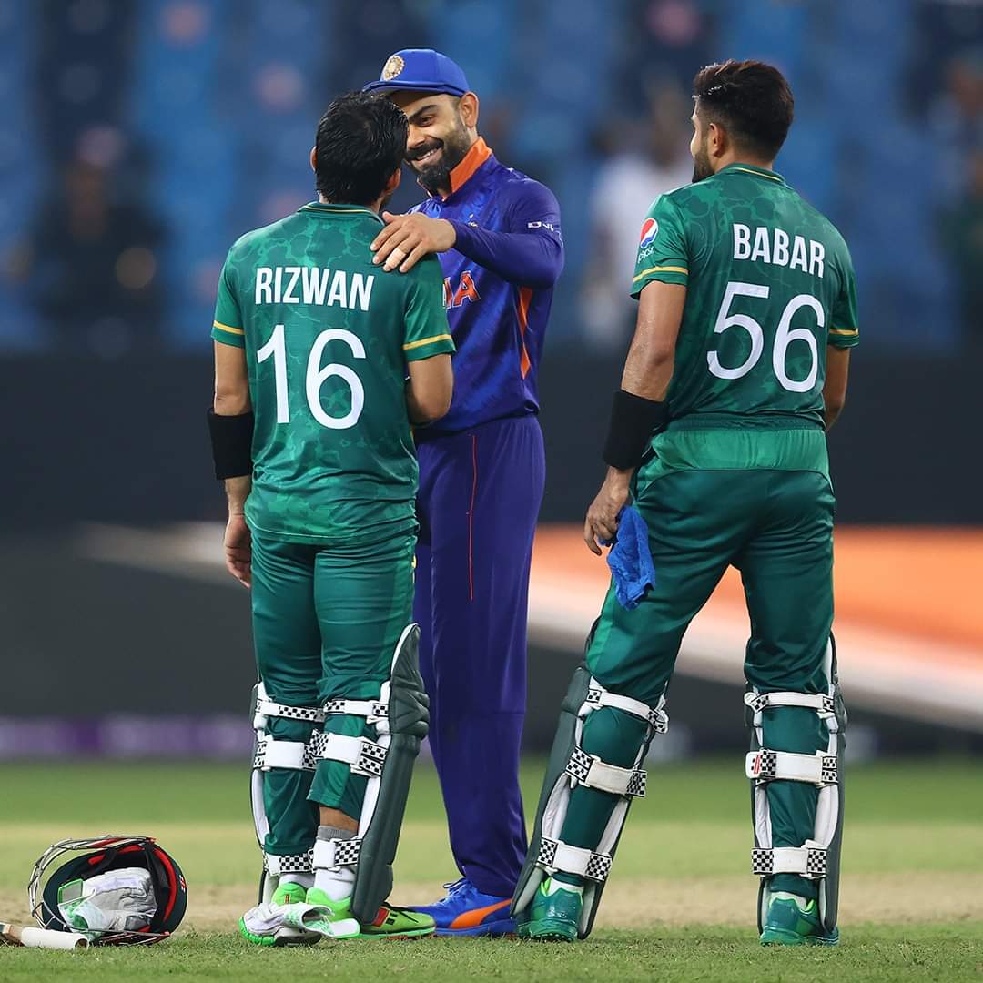 pti_ptimul's tweet photo. @call_me_adeel Beautiful Moment ❤️💚🏏 https://t.co/W9vBOoIJTV