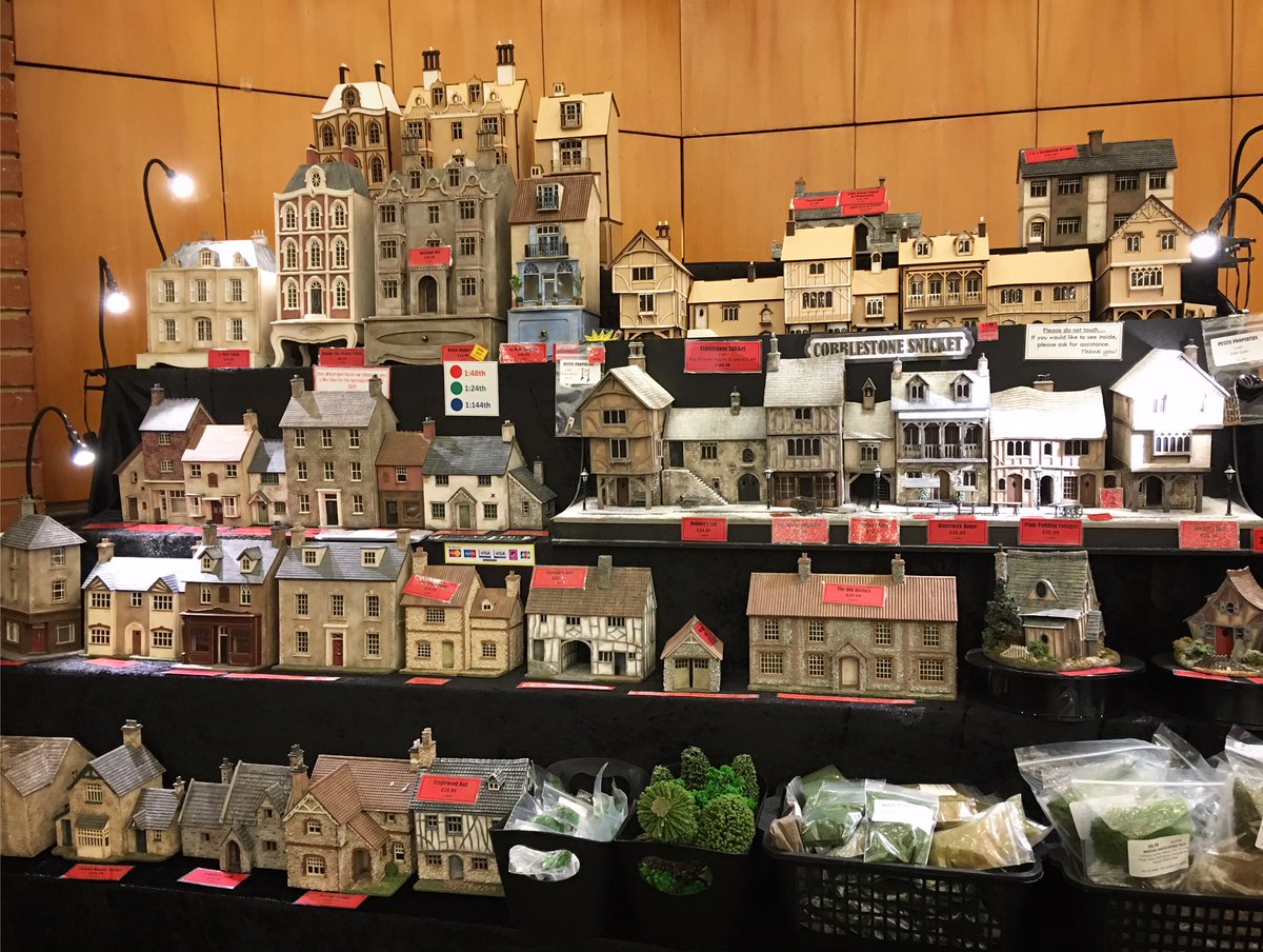 Beas_Hive's tweet photo. Sadly, due to circumstances beyond our control we will not be attending the Christmas Kensington Dolls House Festival on December 4th 2021.
However, we do hope to be back at the spring show in 2022.
#petiteproperties #kensingtondollshousefestival #ppstand https://t.co/3tGmUBITV9
