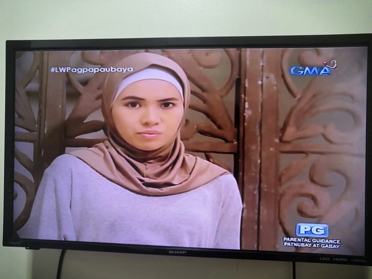 LatorreChanel's tweet photo. Chura ko nung sinabi ni Bapa Imam na dito na raw titira si Mariam. 🙄
#LWPagpapaubaya https://t.co/9YmkjGMTKB