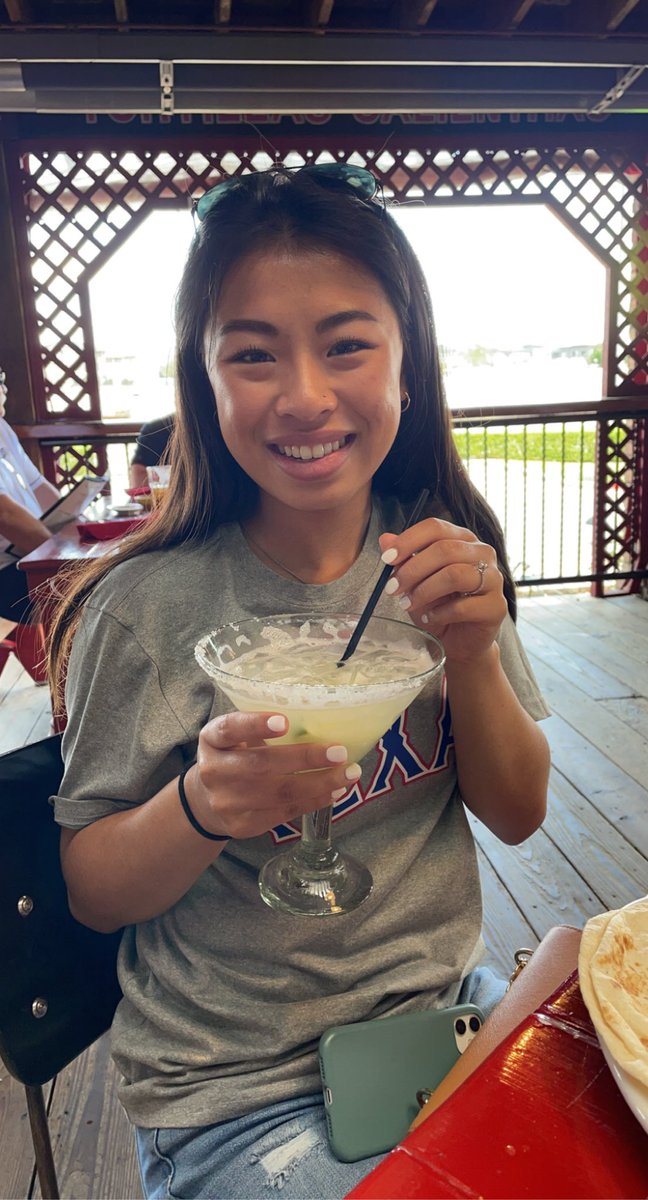 TrouttAaron's tweet photo. Happy birthday to my baby girl! Thankful for you everyday! https://t.co/Y4ITX0bOjF