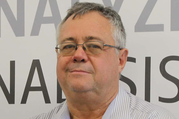 Stockmanschool's tweet photo. Checkers LRF Meat Scientist services to the industry award/ Vleiskundige vir dienste aan die bedryf  toekenning Prof Arno Hugo  @CheckersSA @landbou @FarmersWeekly @veeplaas https://t.co/rMigBds0Q3