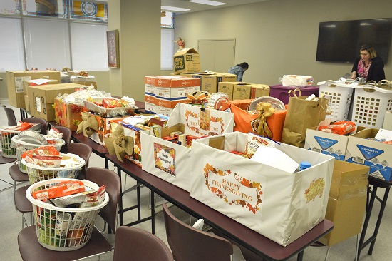 cathcharitiesNO's tweet photo. Thanksgiving is almost here &amp; families in our community need your help this holiday season!
A $50 contribution will purchase a Thanksgiving basket for a family of 4! Make you contribution here: https://t.co/iuAzTXAdUc 
For more info, visit https://t.co/iElOqxT2tS #Followtheheart https://t.co/ybkh4jUJ0R