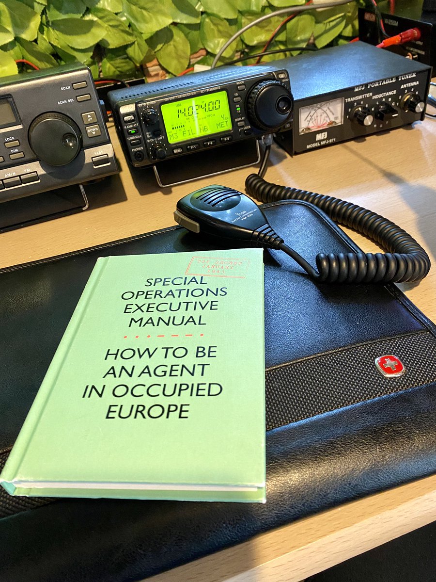 Some Monday afternoon light reading…. In Station ‘X’ Scotland, Ecosse 😂👍🏻📡#HamRadio #SOE